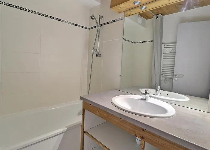 Confortable 2 Pieces, Skis Aux Pieds, Proche Commerces - Fr-1-182a-22 Apartamento Courchevel